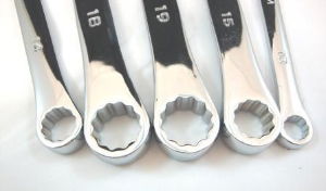 T/Z 5PC LONG RING SPANNERS METRIC 8-19MM