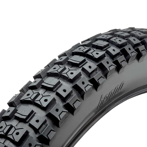 Knobby Dirt Tyre