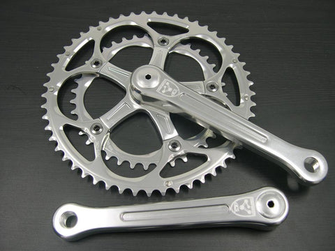 Heritage Twin CranksetClassic style Double crankset, modern performance.