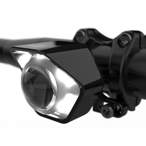 DS-4 Dynamo Light